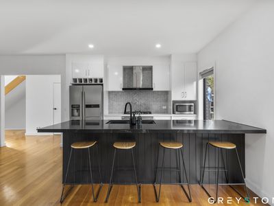 5 / 5-6 Chelsworth Place, Caroline Springs