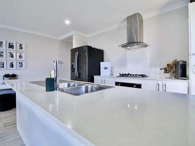 69 Pleasantview Parade , Baldivis