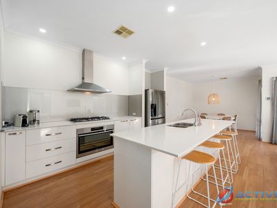 64 Serenity Street, Wellard