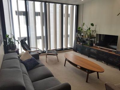 605 / 70 Queens Road, Melbourne