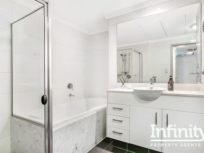 142 / 10 Lachlan Street, Waterloo