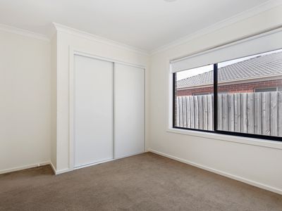 55 Claire Way, Tarneit