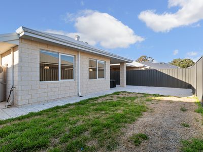 62 Lockhart Crescent, South Guildford