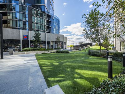 1001 / 4 Grazier Lane, Belconnen