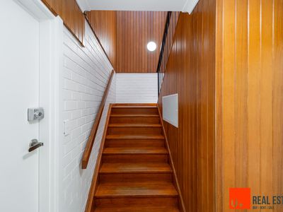 32 Dwyer Street, Cook