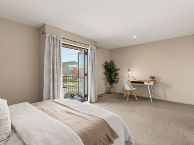 2 / 384 Madras Street, City Centre