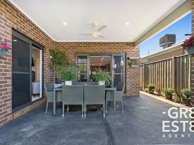 23 Nagle Crescent, Cranbourne West