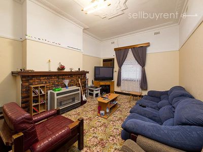 560 HANEL STREET, Albury