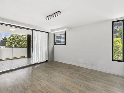 12 / 125 Melbourne Street, South Brisbane