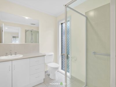 54 Ferndown Drive, Cranbourne