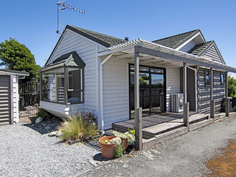 24 Koromiko Avenue, Stoke