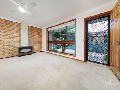 5 / 561 WOODBURY COURT, Lavington