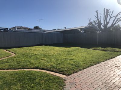 8 Graham Street, Hamlyn Heights