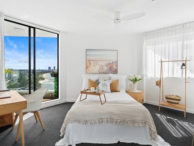 1402 / 41 Labrador Street, Labrador