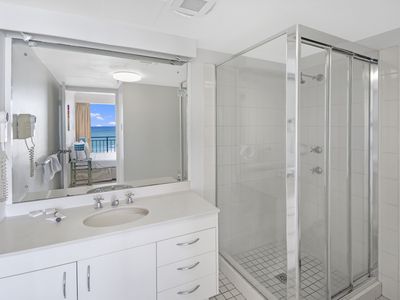 21st Floor / 973 Gold Coast Highway, Palm Beach