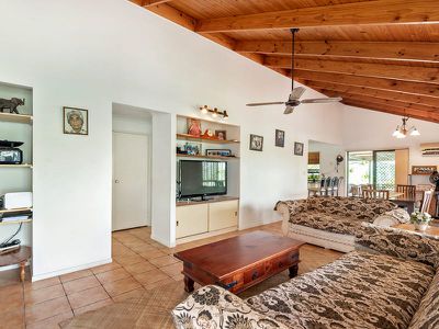 4 Dunraven Close, Durack