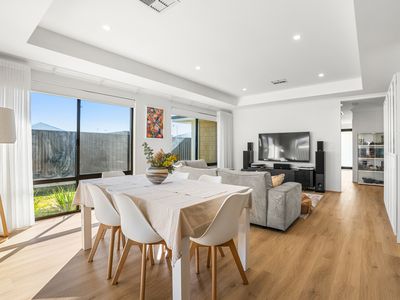 22 ESPIRIT WAY, Baldivis