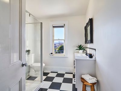24 Cimitiere Street, Launceston