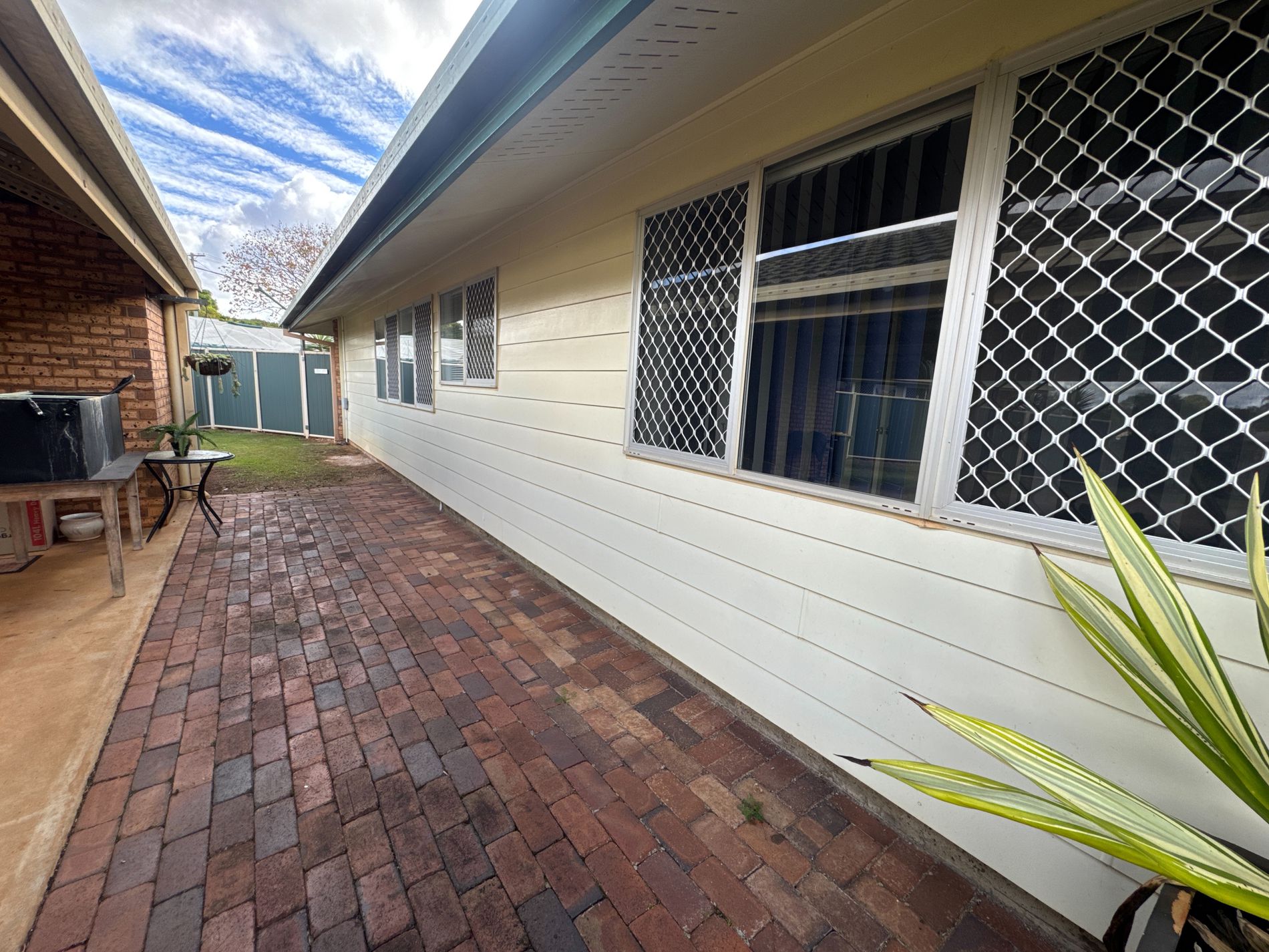 15 Windsor Circle, Kingaroy