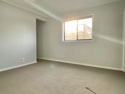 4 Tara Crescent, Wyndham Vale