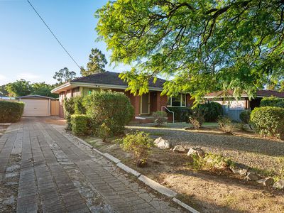 5 Grasmere Place, Kelmscott