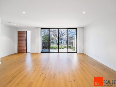 La Perouse  Street, Red Hill