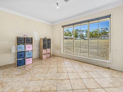 2 Kookaburra Close, Weston