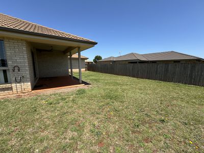 52 Frangipani Drive, Kingaroy