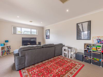 Unit 1 / 774 Centaur Rd, Hamilton Valley