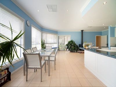 878 Centaur Road, Hamilton Valley