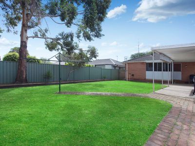 10 Laurel Street, Albion Park Rail