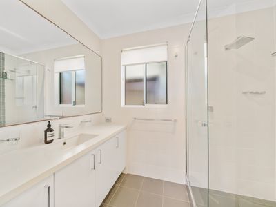 25 Lower Keys Drive, Clarkson