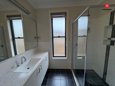 33 Faverolle Drive, Spring Farm