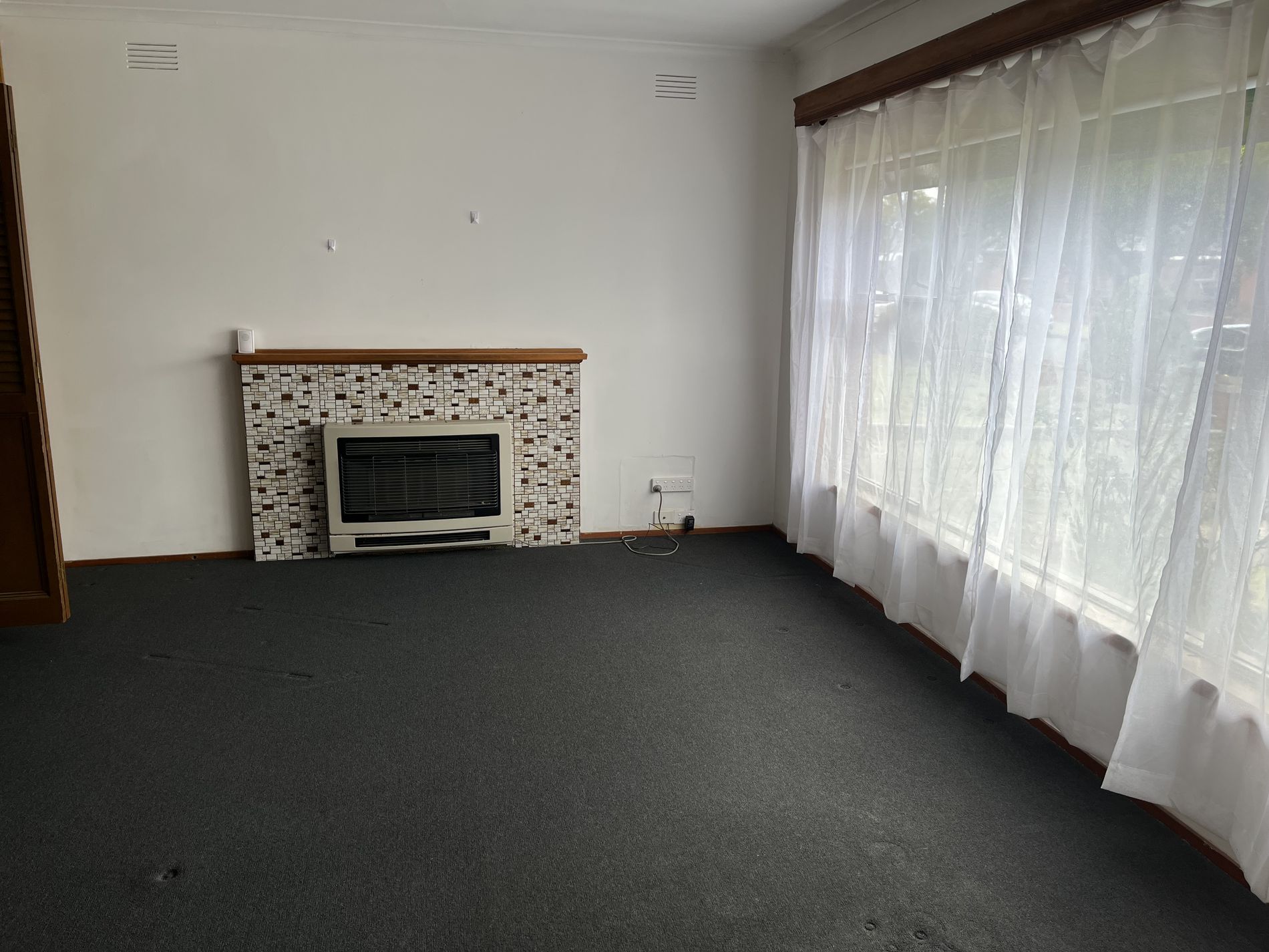 8 Olney Avenue, Thomson