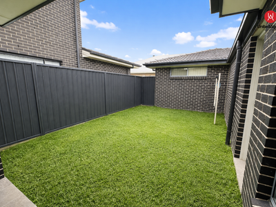 45 BANFIELD DRIVE, Oran Park