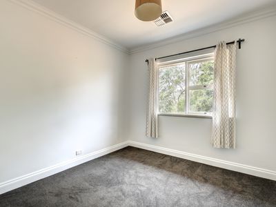 210 Coromandel Parade, Coromandel Valley