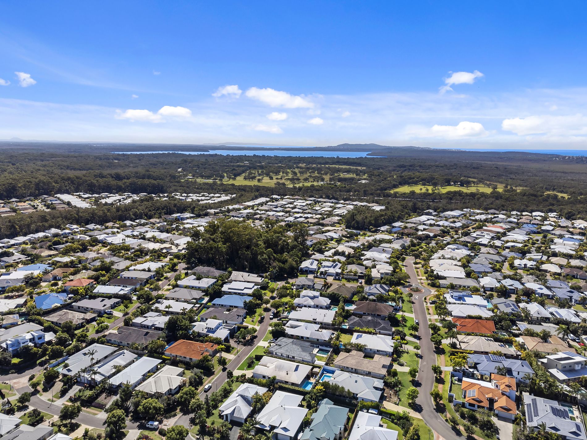 10 Maddens Crescent, Peregian Springs