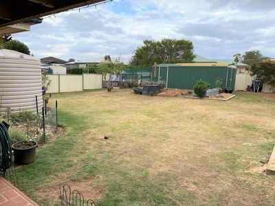 8 Avocado Crescent, Kingaroy