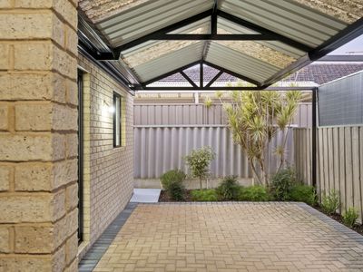 15B Horrocks Road, Booragoon