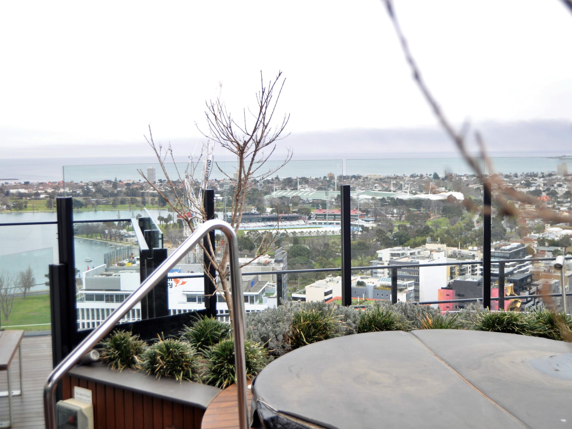 2401 / 50 Albert Road, South Melbourne