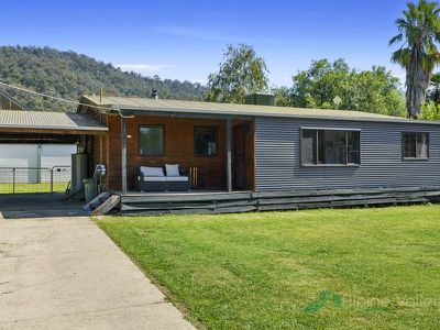 29 Simmonds Creek Road, Tawonga South