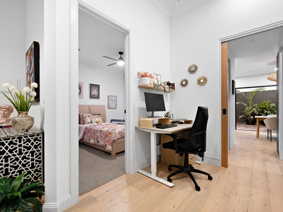 76 Pentland Parade, Yarraville