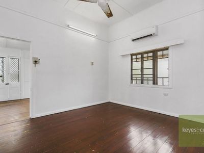 4 Fifth Avenue, South Townsville