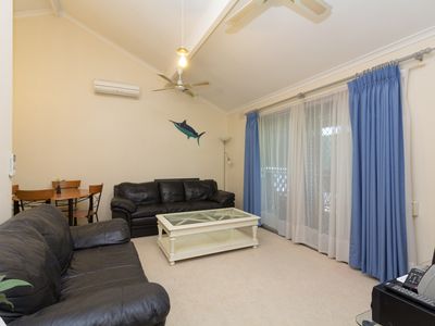 9 / 190 Karingal Drive, Frankston