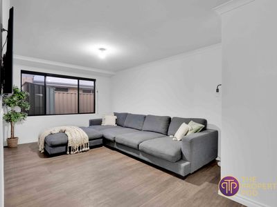 7 Boorn Green, Byford