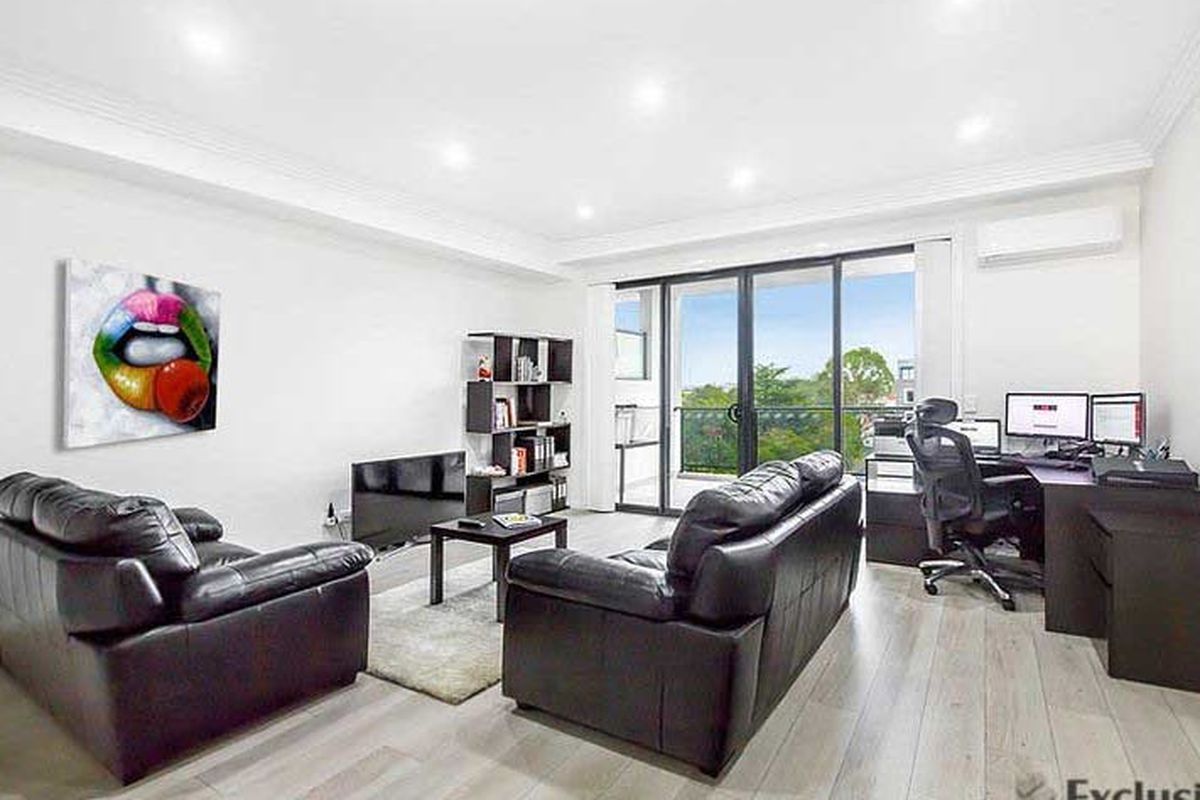205 / 7-11 Derowie Avenue, Homebush