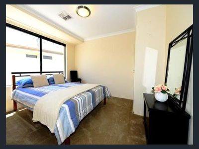 22 Quenda Drive, Canning Vale