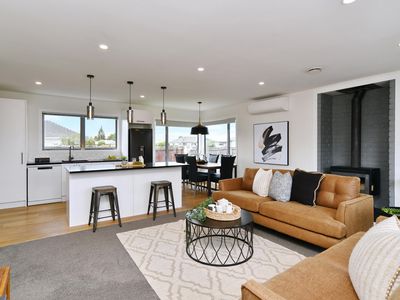 25 Dunstan Crescent, Hornby