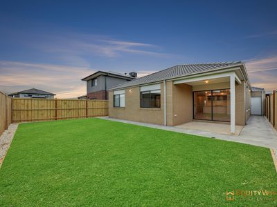8 Saddlebred Avenue, Werribee