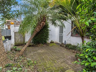 23 Northcliffe Drive, Lake Heights